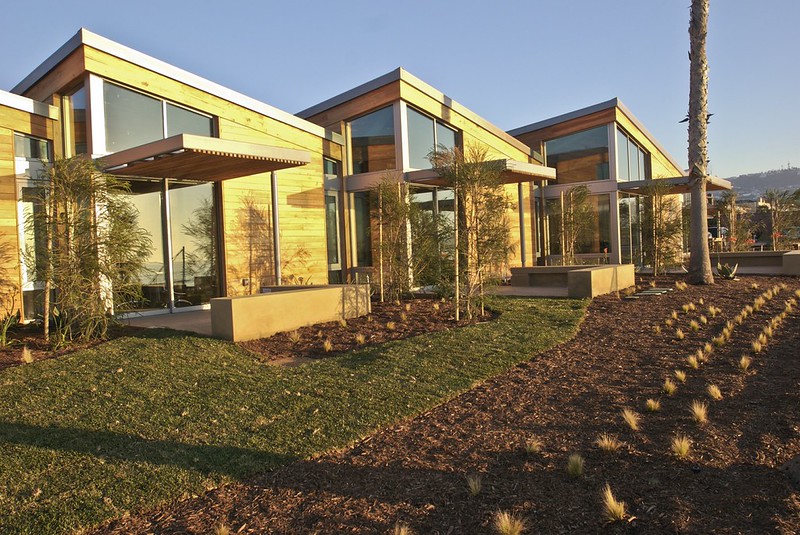 Exterior view of Scripps Seaside Forum